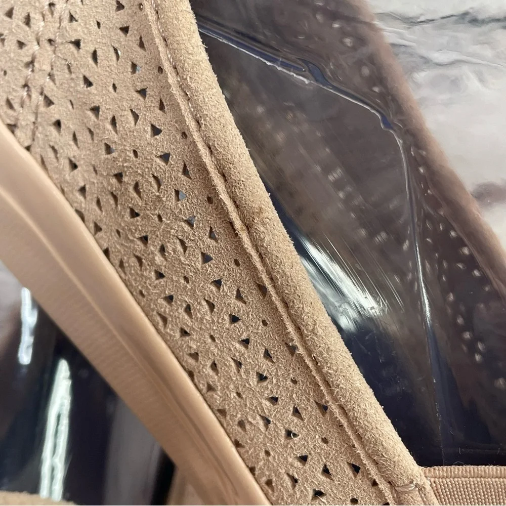 Sperry Seaside Nautical Light Pink Perforated Slip On Loafer Shoes‎ Women’s 7.5M